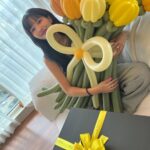 Jeon So-yeon Instagram - 너무 행복한 날이었어요💛 내일 부터는 내가 더 행복하게 해줄게 네버버💋 우리 멤버들도 너무 사랑해🌸 우리 투쿨 늘 고마워요🖤 무너덕에 네버버랑 행복한 생일 보냈어요 고마워🐙