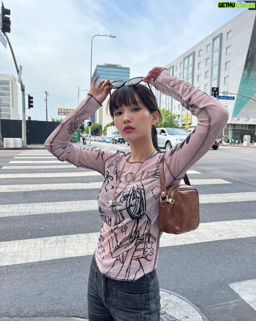 Jeon So-yeon Instagram - 💅 LA