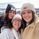 Jess Conte Instagram - december 🎄🎅🏼🏡🫶