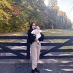 Jess Conte Instagram - autumn with my little one 🍁🍂