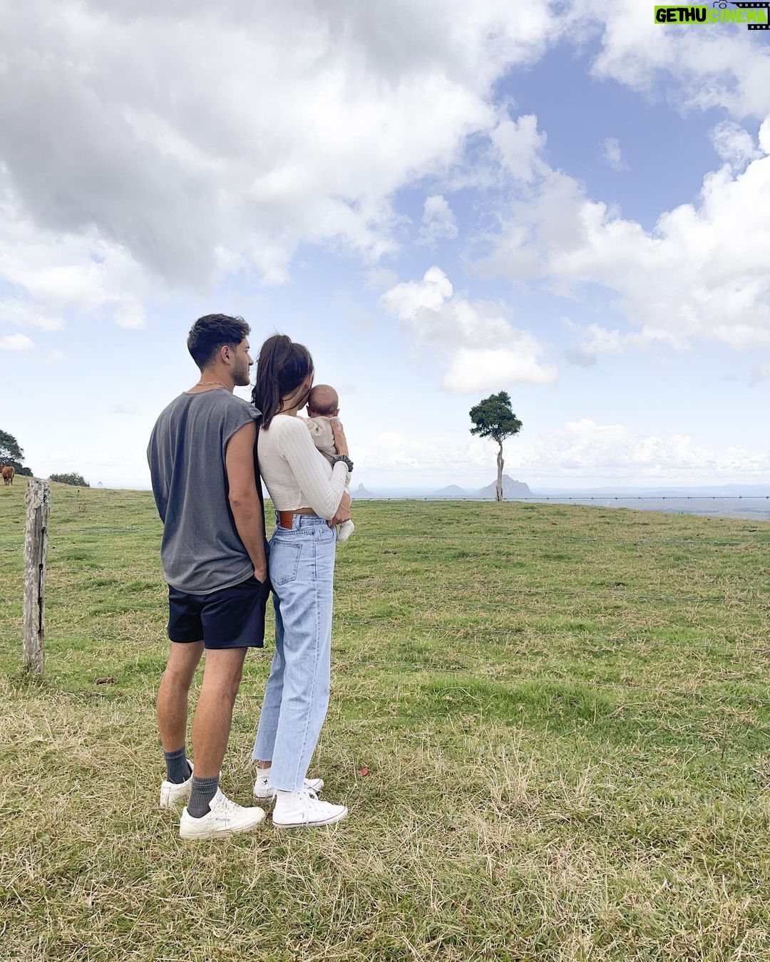 Jess Conte Instagram - took a detour to show makaiah a special place today 🥰 so so sweet