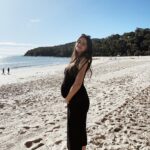 Jess Conte Instagram – babymoon 👶🏼🌙 it’s exciting that we’ve been able to have this relaxing, quality time together but even more exciting talking about our next holiday being a fam of three 💛 she’s almost ready to join us! (swipe for a surprise)