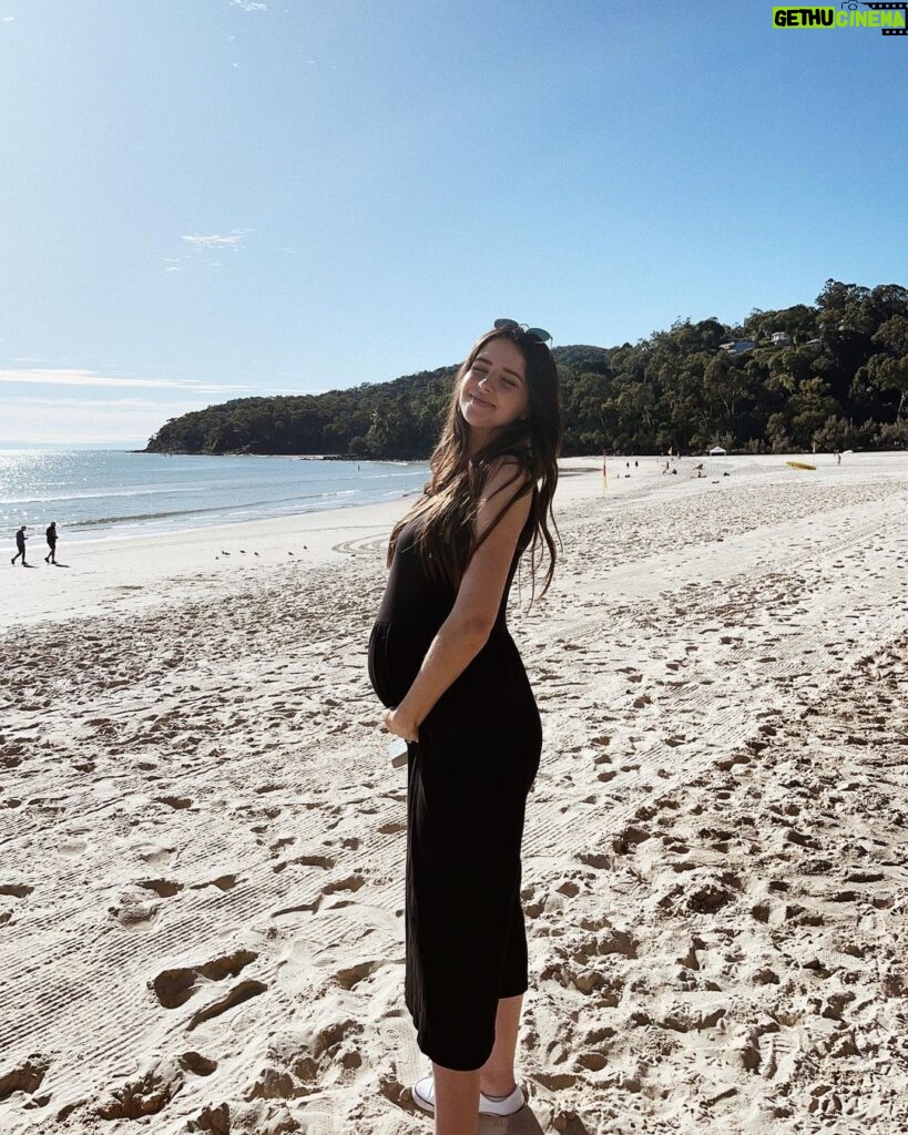 Jess Conte Instagram - babymoon 👶🏼🌙 it’s exciting that we’ve been able to have this relaxing, quality time together but even more exciting talking about our next holiday being a fam of three 💛 she’s almost ready to join us! (swipe for a surprise)
