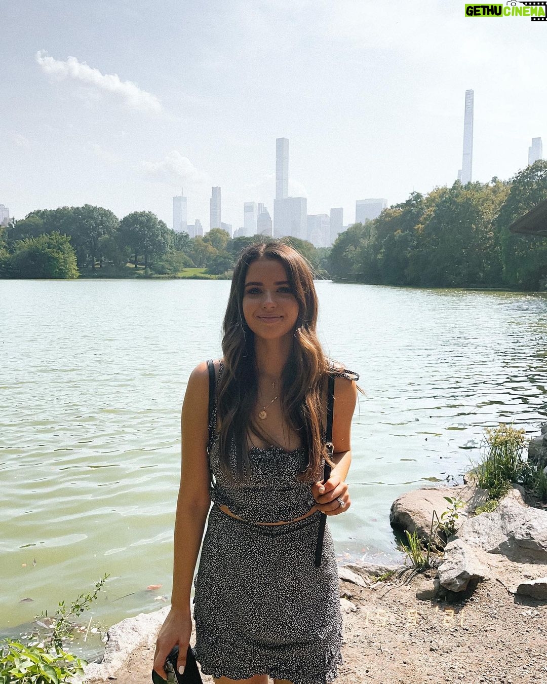 Jess Conte Instagram - having such a fun week in nyc ☺️🌞 Central Park