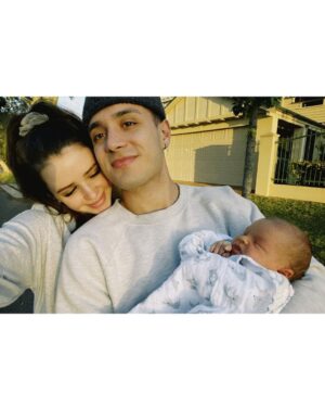 Jess Conte Instagram - the best, sleepiest, sweetest month of my life 💘