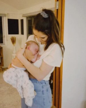 Jess Conte Instagram - the best, sleepiest, sweetest month of my life 💘