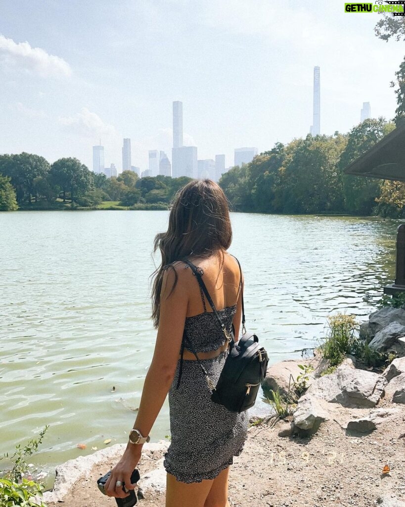 Jess Conte Instagram - having such a fun week in nyc ☺️🌞 Central Park