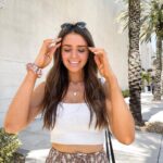 Jess Conte Instagram - a little change (swipe!) 😋💇🏻‍♀️