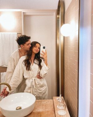 Jess Conte Instagram - twenty-five 💘🎈