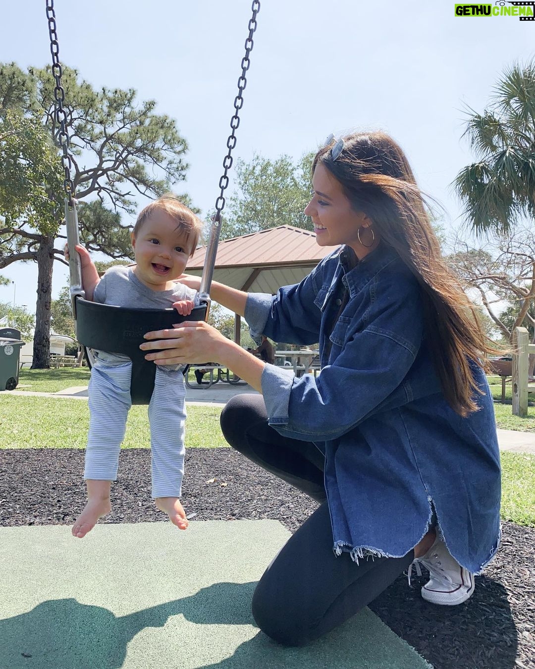 Jess Conte Instagram - just tryna be the cool auntie & unc 👫