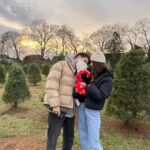 Jess Conte Instagram - december 🎄🎅🏼🏡🫶