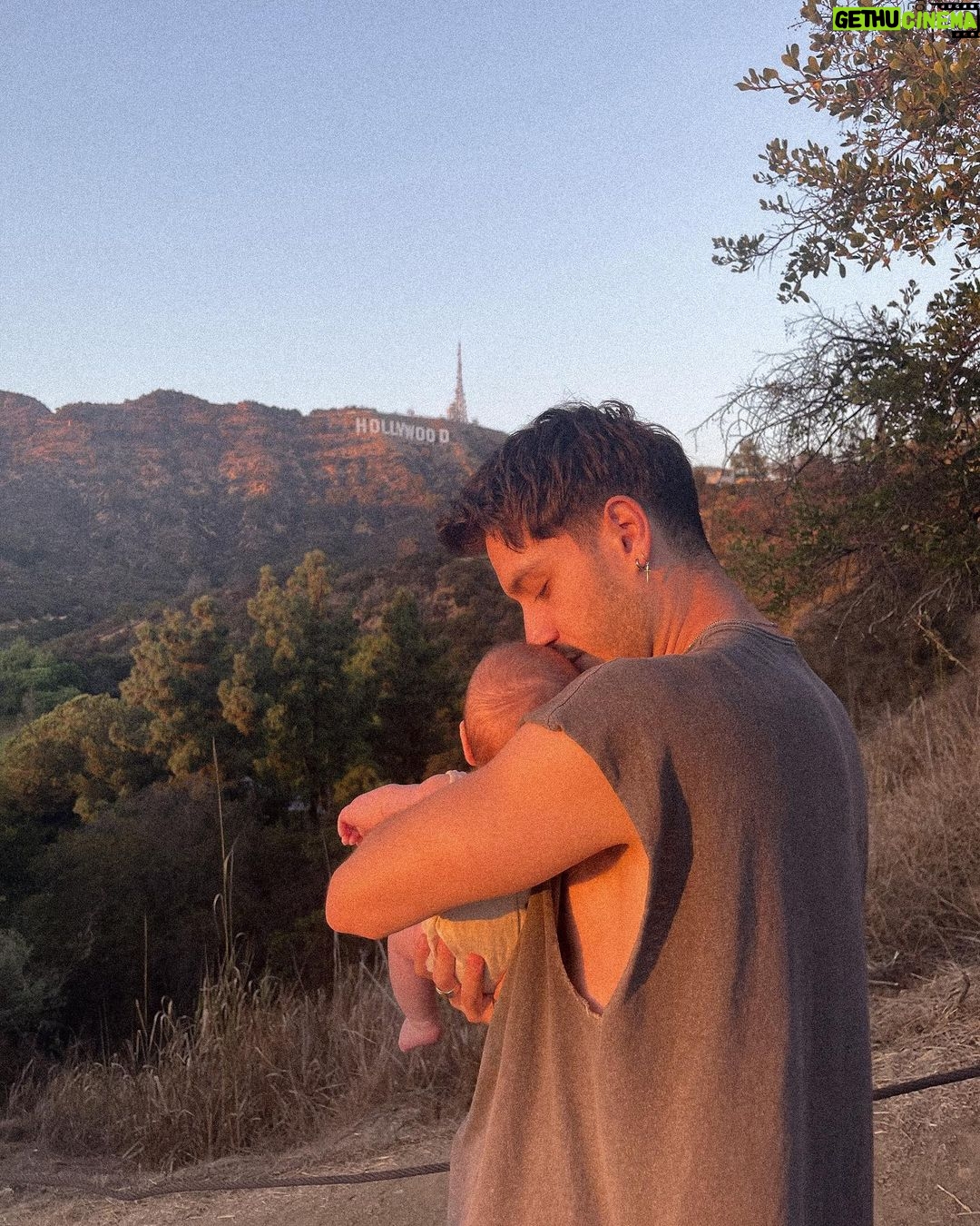 Jess Conte Instagram - out of all the things you’re good at, being makaiah’s dad is my favourite 🥹 love you @gabrielconte 🩷