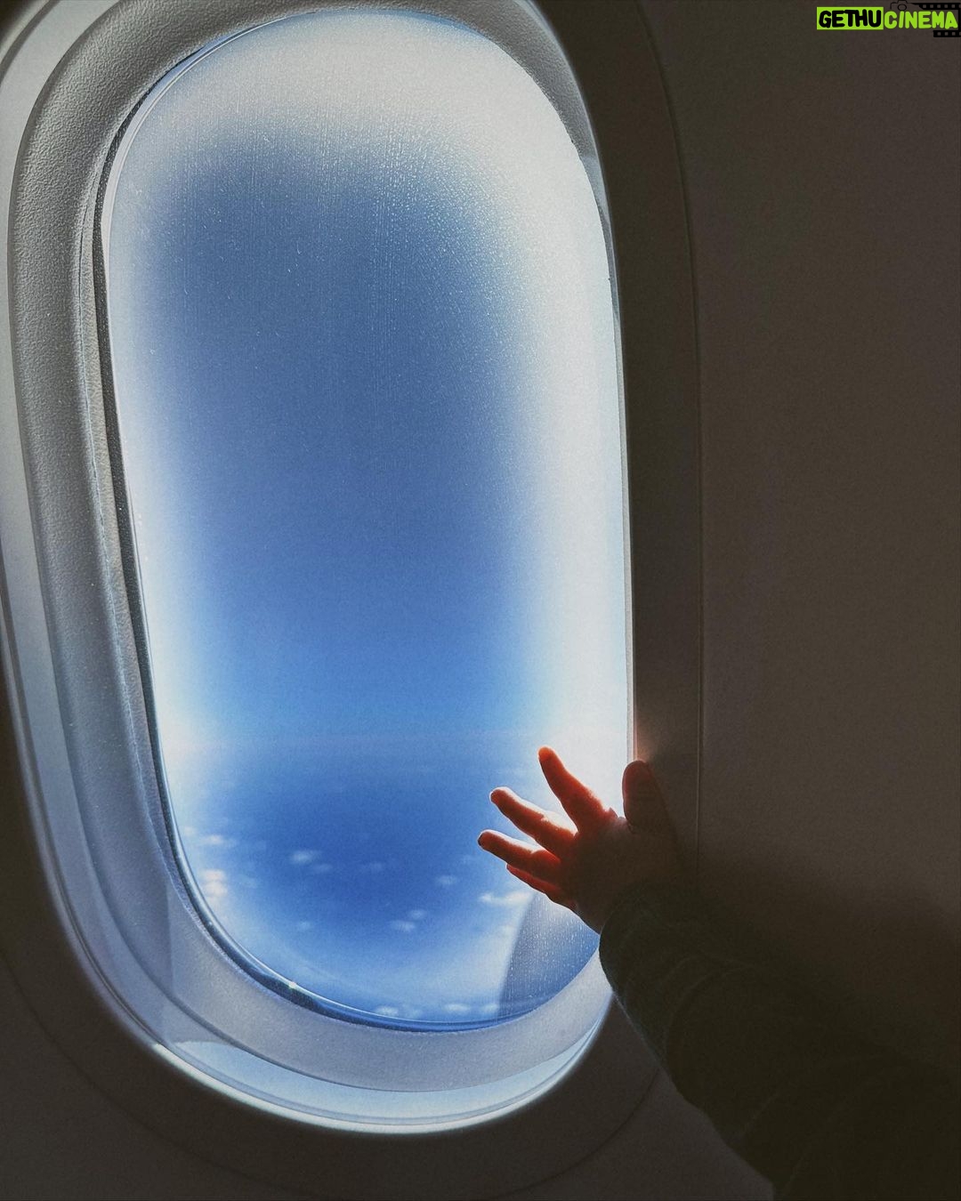 Jess Conte Instagram - successful three flights & now we’re back in aussie land 💛 makaiah is loving it!