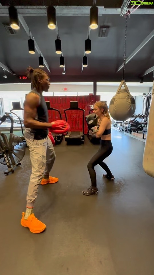 Jessica Barden Instagram - Me: I love Pilates I just wanna be mindful with my body. Me as soon as I box: I wanna go pro and dedicate my life to beast mode 😂😂😂