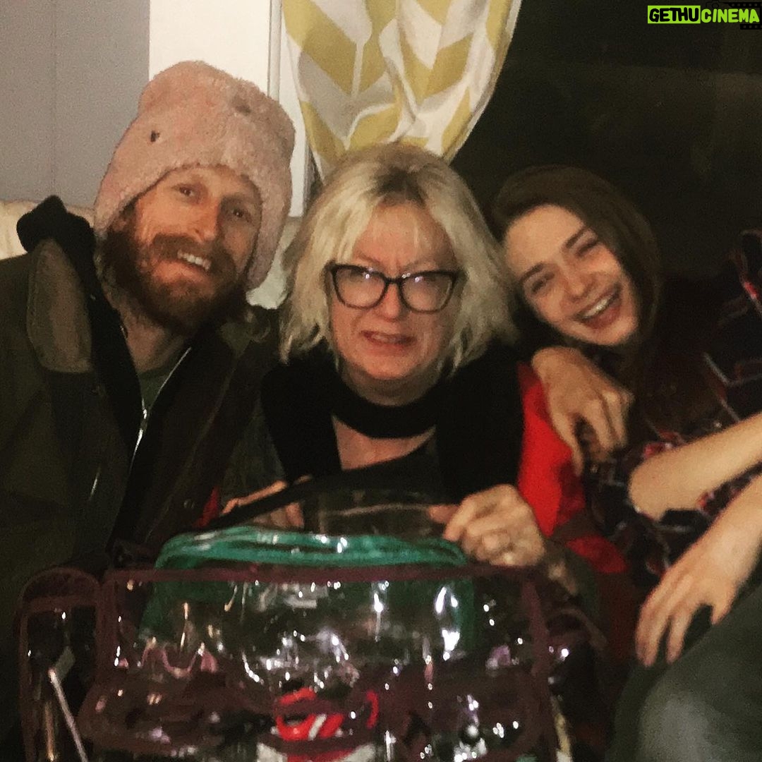 Jessica Barden Instagram - @austinamelio
