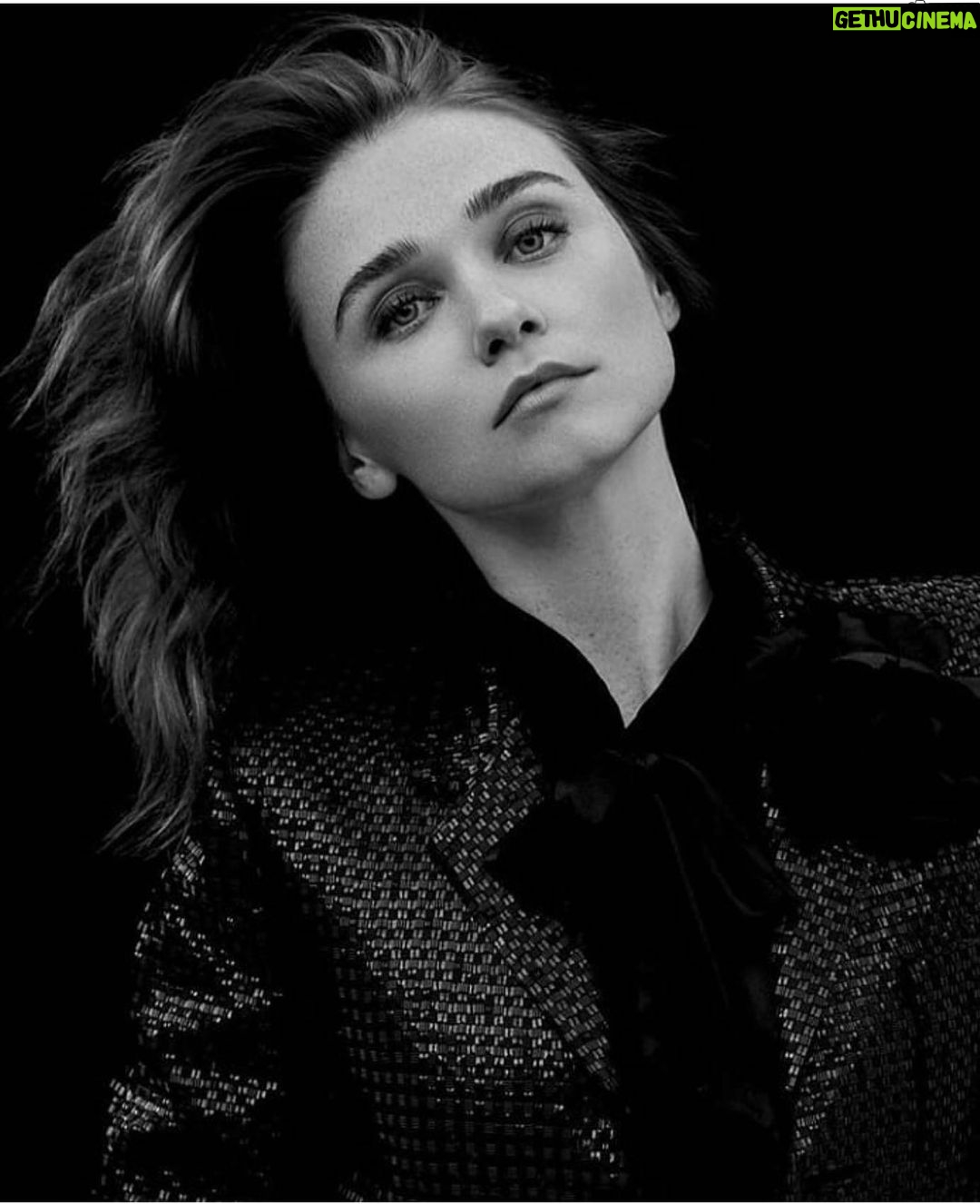 Jessica Barden Instagram - It really is a shame I am so common. It’s all great until I speak. Photo by @marksquires_studio 📸 @deborahfergusonstylist @drtn @storyofmailife @theglassmagazine