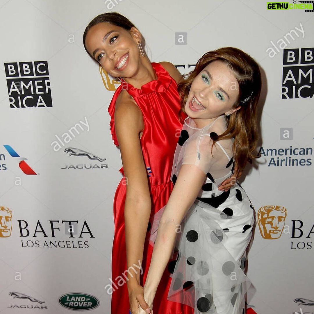 Jessica Barden Instagram - Happy birthday @hayleaulaw fuck. I dunno what to say about these images but we don’t even get drunk. We just straight up have a good time. Couldn’t live here without you ❤️