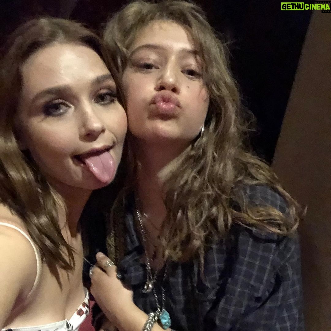 Jessica Barden Instagram - More memories like the corners of my mind. Misty water coloured memories. Taking a dog bite to the bifas. Hayley and bill a lot. Getting sun burnt at the beach. Joan Wilson.