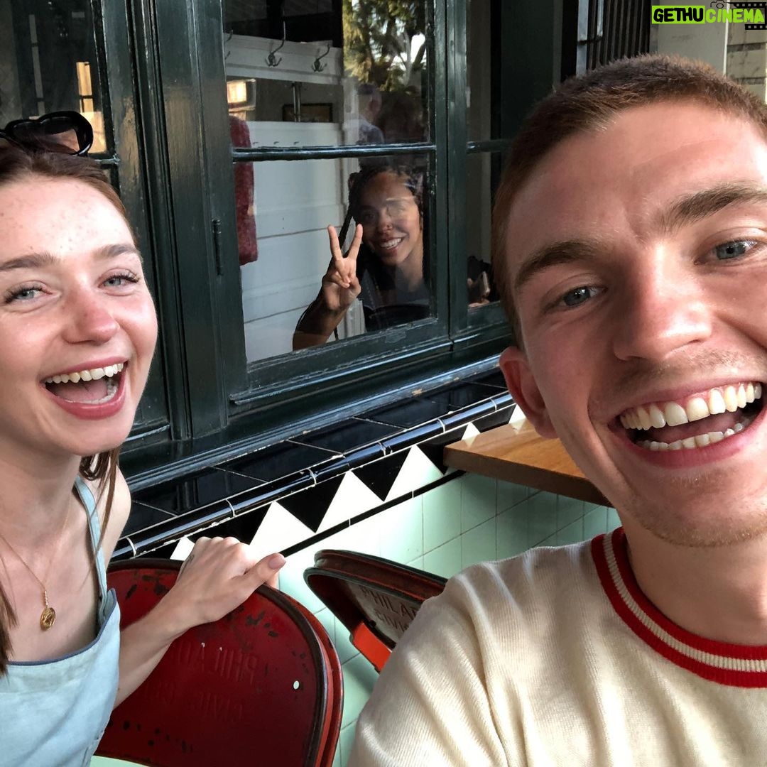 Jessica Barden Instagram - More memories like the corners of my mind. Misty water coloured memories. Taking a dog bite to the bifas. Hayley and bill a lot. Getting sun burnt at the beach. Joan Wilson.