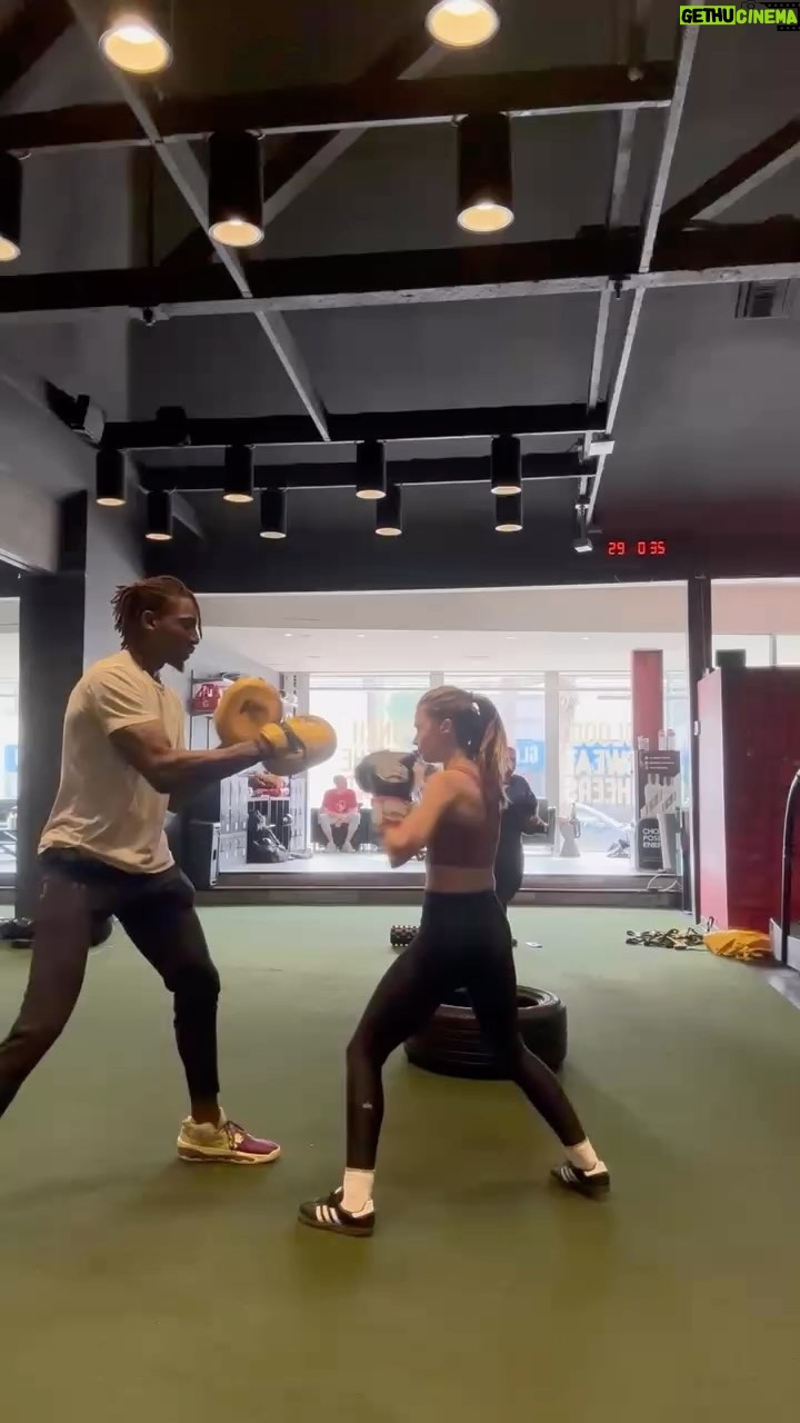 Jessica Barden Instagram - Trying to get better ☠️
