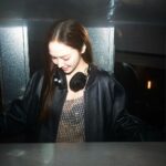 Jessica Jung Instagram - 🎧🎼🎶🖤 - What’s on your playlist?