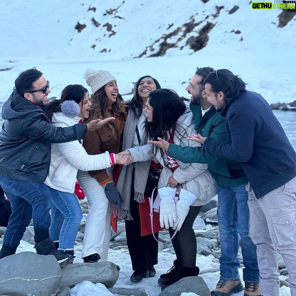 Jigyasa Singh Instagram - Always saying `YES‘ to such trips ! ❄️☃️
