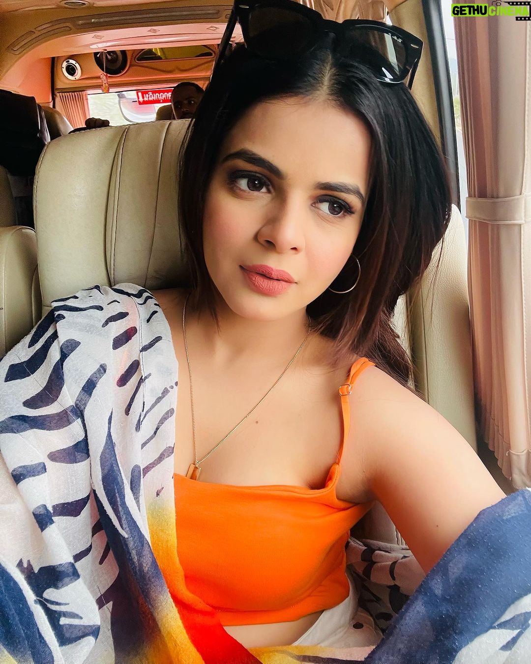 Jigyasa Singh Instagram - Core memories 🕊️
