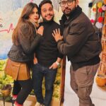 Jigyasa Singh Instagram – Another year of making memories with the ones who makes my heart happy ! 
#2023photodump 

PS: we tried the famous orry pose in the 4th one 🙃