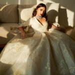 Jiya Shankar Instagram - Last night for ELLE graduates wearing one of my favourites @sahilkochharofficial and jewellery by @aurnia_jewels styled by @krishi1606 and shot by @akshayphotoartist