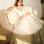 Jiya Shankar Instagram - Last night for ELLE graduates wearing one of my favourites @sahilkochharofficial and jewellery by @aurnia_jewels styled by @krishi1606 and shot by @akshayphotoartist