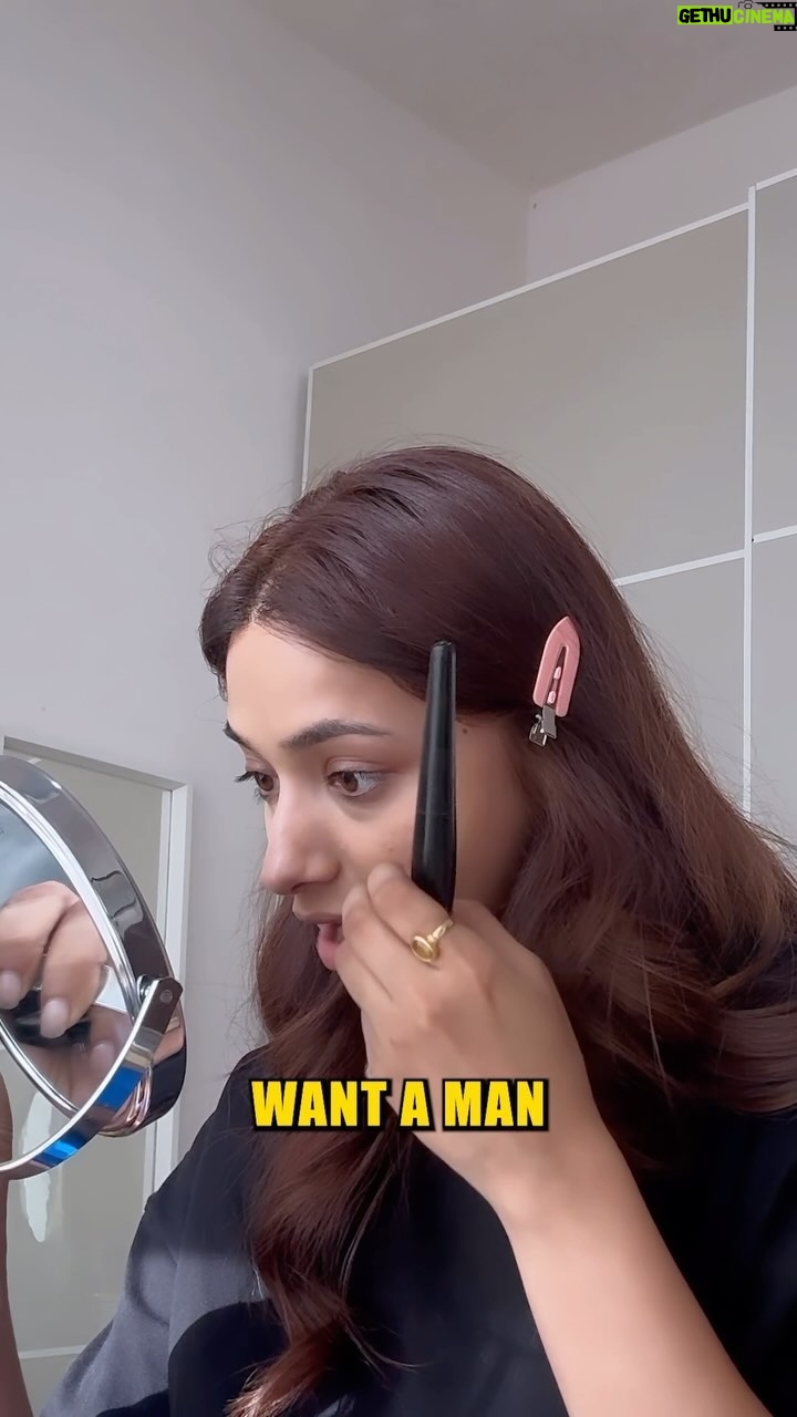 Jiya Shankar Instagram - Tag THAT girl 😒🥲🙆🏻♀️