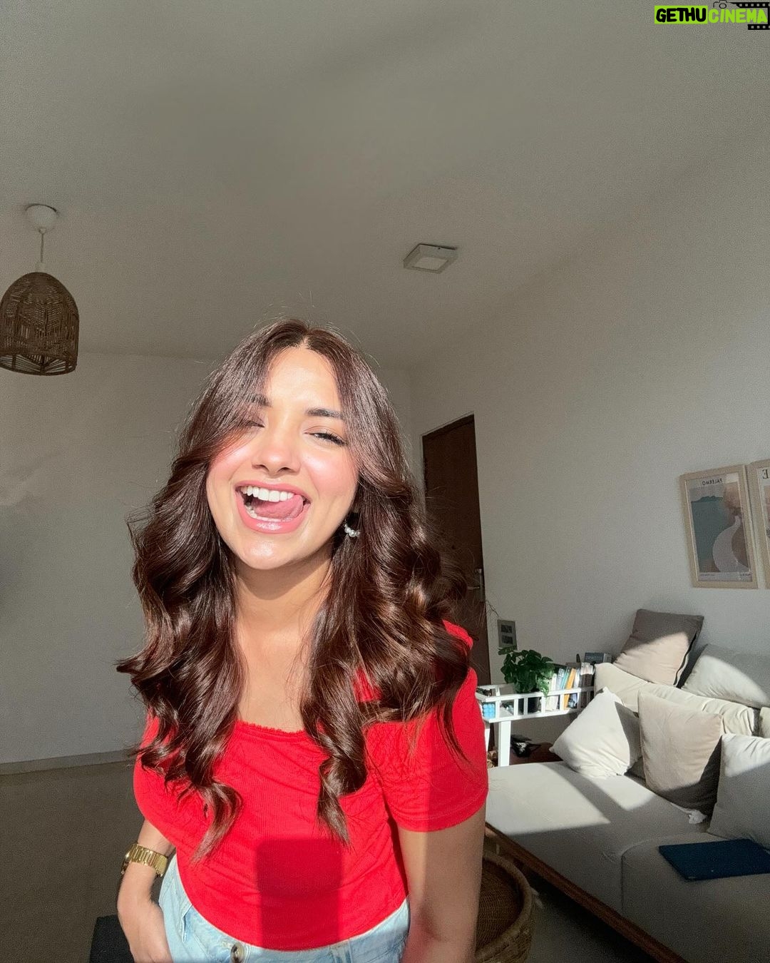 Jiya Shankar - 772.1K Likes - 🧯🚨💀🏃♀️