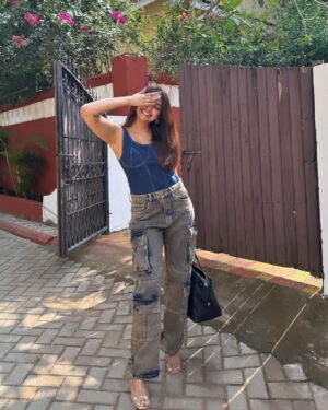 Jiya Shankar Instagram - Better late than never 🏃‍♀️
