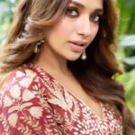 Jiya Shankar Instagram - Mera shaadi ka lehenga taiyaar hai 👀