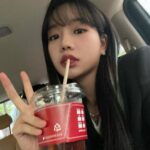 Jo Yu-ri Instagram - 👋2022👋