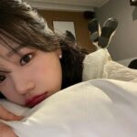 Jo Yu-ri Instagram - 👋2022👋