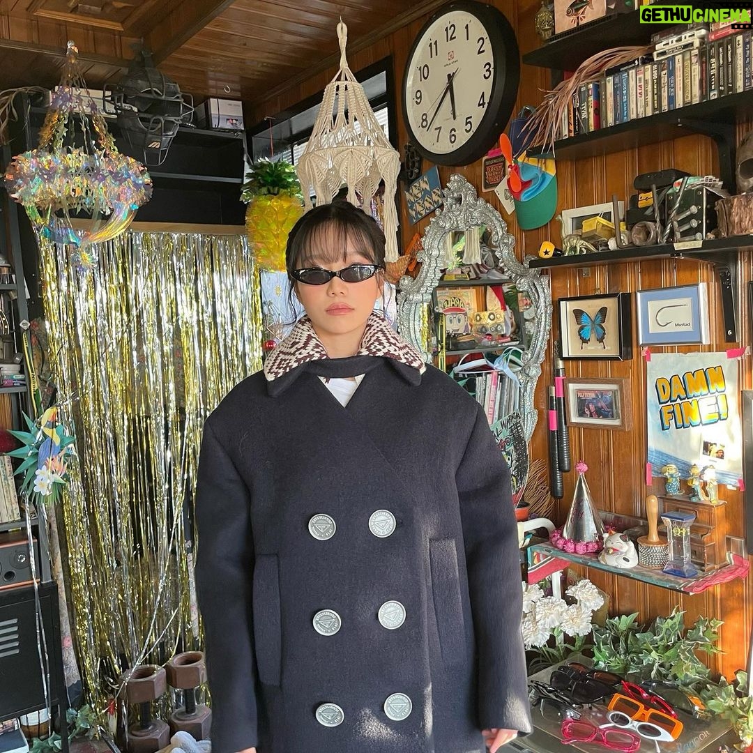 Jo Yu-ri Instagram - @dazedkorea with ..サングラス🕶