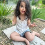 José Miguel Viñuela Instagram - Feliz cumple Elisa querida.. 3 años de amor infinito, de ser testigo de una niñita dulce, risueña, alegre y habladora. Tu dulzura vino a coronar esta preciosa familia. Te adoro hasta el infinito y más allá.. Mi cloncito ❤️