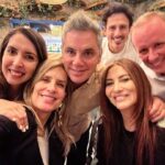 José Miguel Viñuela Instagram - Que linda comida de fin de año junto a la familia @brunofritsch.cl Los quiero!!! @dianaboloccof @mmarocchino @javier.trucco @myriamhernandez_oficial @mariadelosangelitosg Los echamos de menos @kikasilvas @pamefieradiaz @humbertosichel Abrazo grande y feliz Navidad!! #amigos #brunofritsch #comida #findeaño