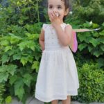 José Miguel Viñuela Instagram - Una princesita q nos tiene locos de amor a todos.. #elisa #amor #hijos #familia