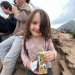 José Miguel Viñuela Instagram - Manquehuito en familia #trekking #cerro #manquehuito #familia #ejercicio Cumbre Manquehuito