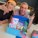José Miguel Viñuela Instagram - Hoy le hicimos clases de Tenis a @lanenedelpueblo donde @escuelafernandogonzalez Alerta de Concurso!!!! GANATE ESTA CAJA CON PRODUCTOS @naturalist_cl POR 3 meses!!!! SOLO TIENES Q: - Seguir a @naturalist_cl - ir al post del concurso - decir si eres del #teamtabletas o #teamgotitas SORTEO EN DOS SEMANAS!! GRACIAS A NUESTROS AUSPICIADORES: - @sanjorge_chile - @keffi_lifestyle - @naturalist_cl #loteria