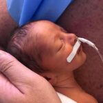 José Miguel Viñuela Instagram – Hoy se cumplen 7 años desde que llegaste a este mundo mi Tomás adorado..
Eres un Guerrero, un resiliente y lo más importante: la luz de alegría q ilumina nuestra familia. Bueno de corazón, tierno, inquieto como tú Papà y con una voz q llena todos los espacios.. Gracias por elegirnos como tus papás. Naciste de 32 semanas y siempre vamos a recordar ese mes en la clínica dándote el amor y el cuidado que necesitabas..
Hoy te celebramos como mereces!! 
Aquí resumí una cronología de estos lindos años junto a ti.. Te amamos!!! ❤️❤️❤️❤️
#felices7 #tomas #amor #familia
