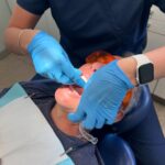 José Miguel Viñuela Instagram – Me queda poquito!! Solo 4 alineadores y termino!! Si y por fin mis dientes derechos! Un sueño hecho realidad! 
Tu también puedes tener tus frenillos invisibles con @invisaldent y además ahora te regalan un bono de 100.000 pesos para q partas tu tratamiento!
Metete a www.invisaldent.com
Tel: +56 9 9964 3373
Te esperamos!!!