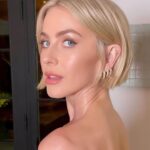 Julianne Hough Instagram - Upclose & personal 😉