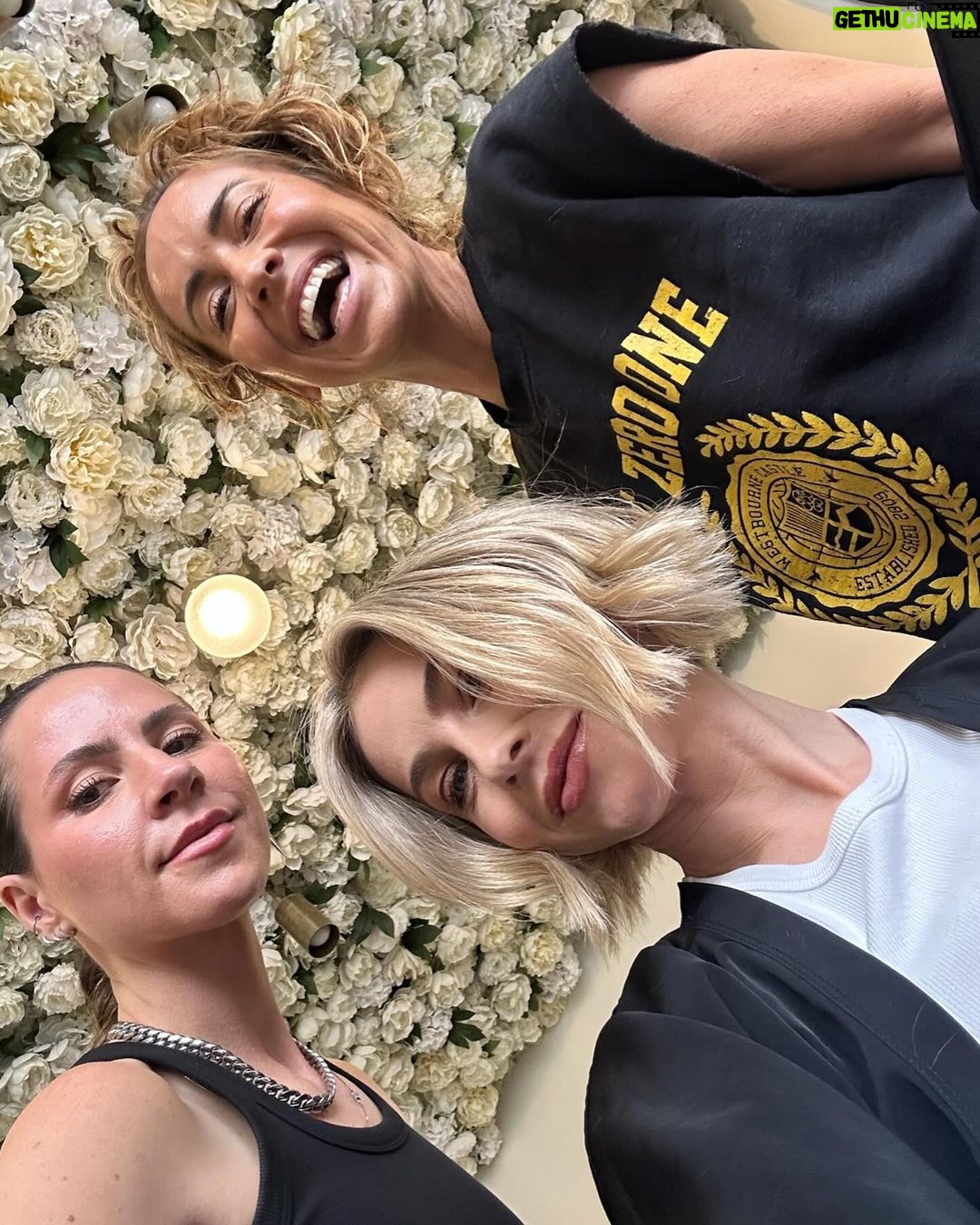 Julianne Hough Instagram - The camera roll stays stocked up 📸