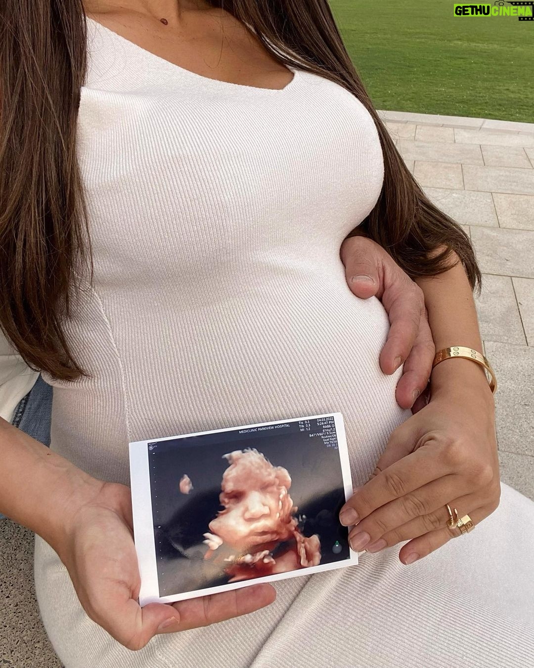 Kamila Tir-Abdelali Instagram - Notre amoureuse 🤍