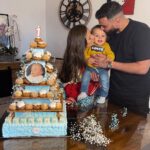 Kamila Tir-Abdelali Instagram - Joyeux anniversaire mon fils adoré 🤍 Les mots me manquent, beaucoup d’émotions aujourd’hui…. 🥺 Le coeur de mon coeur c’est mon fils. 1 an déjà 🎂 C’est parti pour une semaine de festivité lol vous me connaissez 😉🎈🎁🎊 Célébrons la vie dans la joie 🎉❤️ Merci à tous de notre part à tous les 3 ❤️