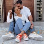 Kamila Tir-Abdelali Instagram - Un concours stylé ça vous dit ? Ça fait longtemps 🔥👟🎁 Tentez de remporter votre paire de Nike Dunk X Off white Ou votre Jordan 1 High avec @evok_shoes Pour tenter de la gagner, rien de plus simple : 1/ Follow @evok_shoes sur Instagram 2/ Like la publication du concours 3/ Identifie 2 amis en commentaires 4/ Pour augmentez vos chance de gagner, partagez ce post en story et identifier @evok_shoes 🔥 🔜 Tirage au sort le 5/12/2021 à 20h Le gagnant sera contacté le lendemain Good luck guys 🍀 @atypictalents #sponsorisé