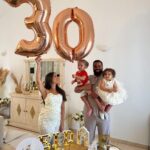 Kamila Tir-Abdelali Instagram - Quand ton anniversaire tombe le jour de l’Aid ✨ J’ai 30 ans, omg 🎉 30 ans et toutes mes dents lol j’espère que vous avez passé une belle journée en famille, Aid moubarak 🤍